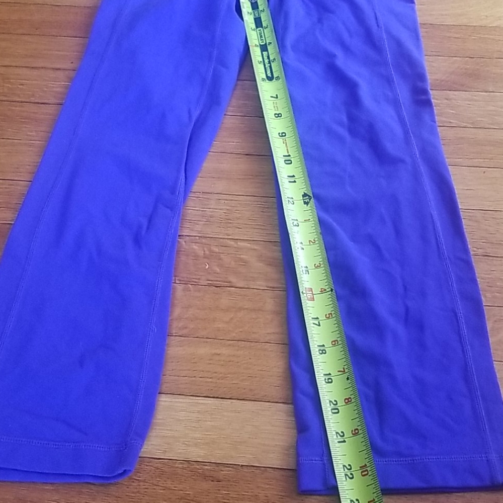 Athleta Bright Blue Capris - Picture 5 of 7